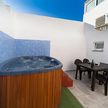 Casa Carabeo Apartmán *